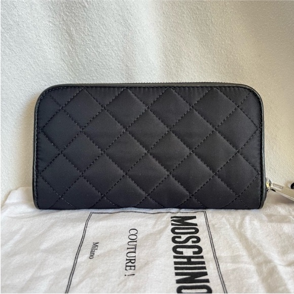 New Moschino Studded Logo Quilted
Fabric Zip Around Wallet. 100% Authentic - Picture 3 of 9